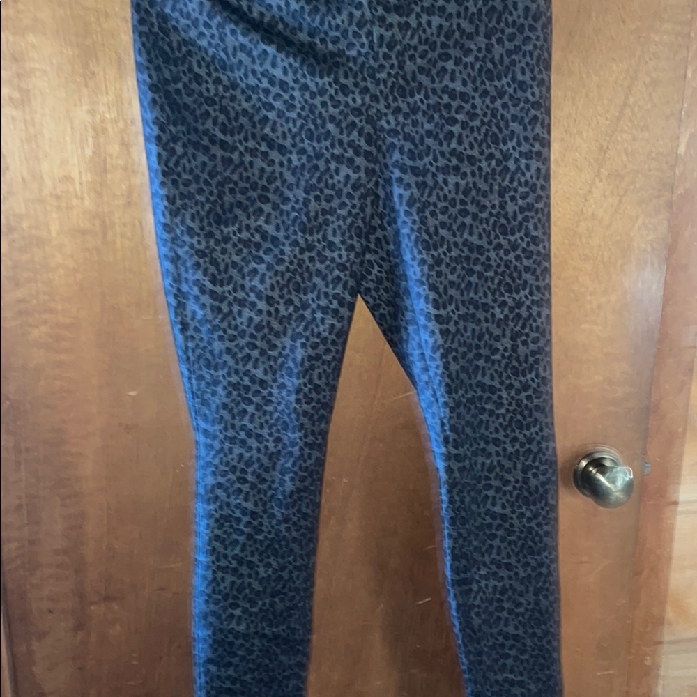 NYDJ Black and Gray Leggings Animal Print Full-Length